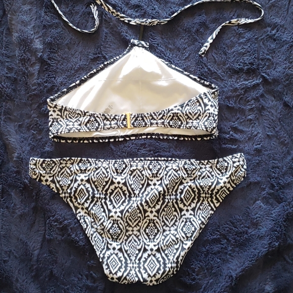 VS black/white bikini. MIXED SIZE. - Picture 4 of 8